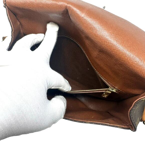 Louis Vuitton LV Monogram Saint Cloud GM Bag - Picture 8 of 14